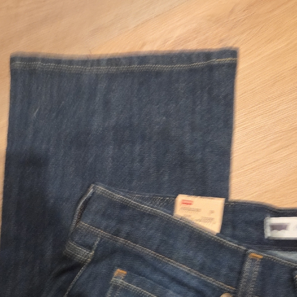Levi's Dark Blue Boot Cut Jeans for Women - Picture 5 of 7